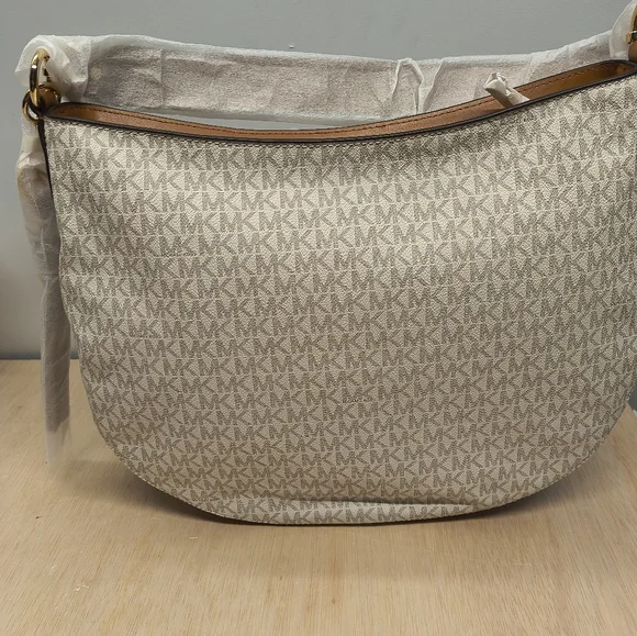 Michael Kors Brooke Lg Zip Hobo in Vanilla/Acorn - Picture 6 of 13